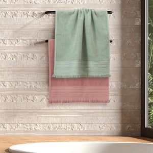 toallas cenefa artesania baño verde y rosa